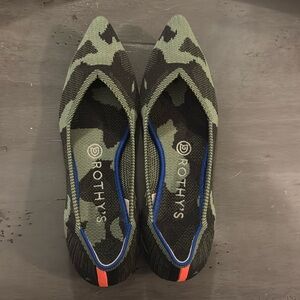 Rothy’s Olive Camo Point Flats